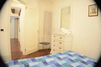 Sunny Venice Apartment