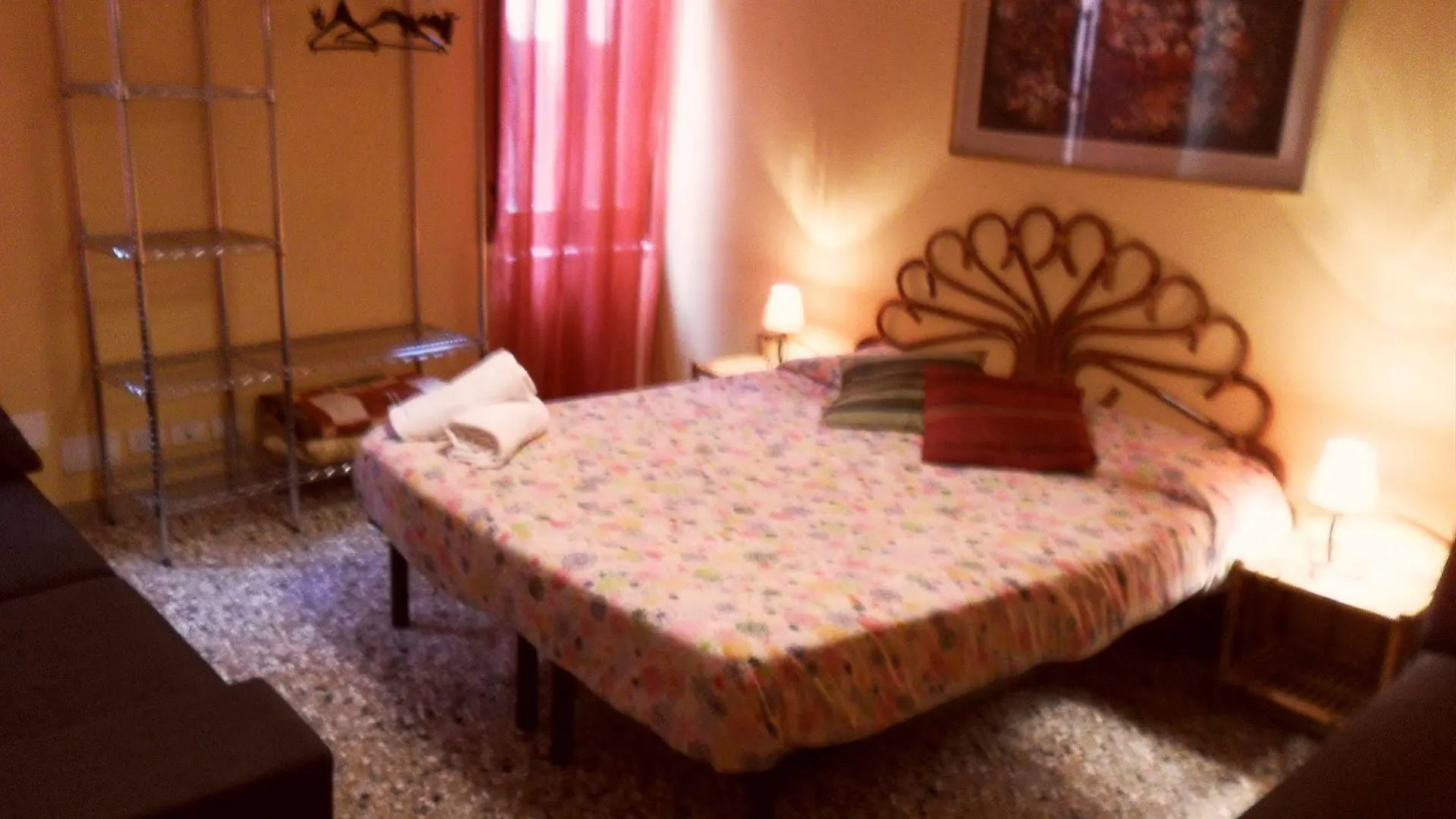 Sunny Venice Apartment